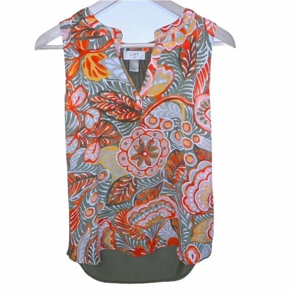 EUC LOFT Flowery Top - Picture 1 of 5